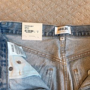 AGOLDE 90’s Mid Rise Loose Fit denim in the color Fall Out. New with tags